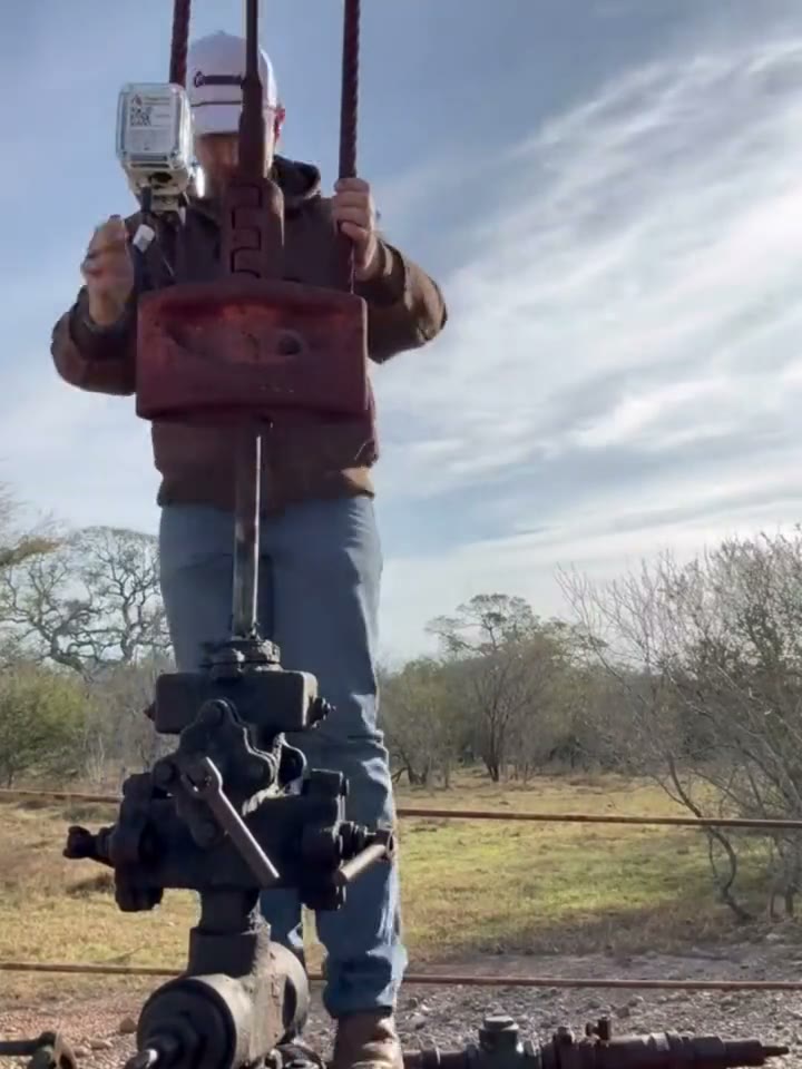 Installing the Amplified pump-off controller and enabling smart mode